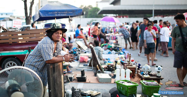ตลาดเปิดท้ายขายของ @ ตลาดธันยา อ้อมใหญ่ มือ 1 มือ 2 เสื้อผ้าสุดแนว
